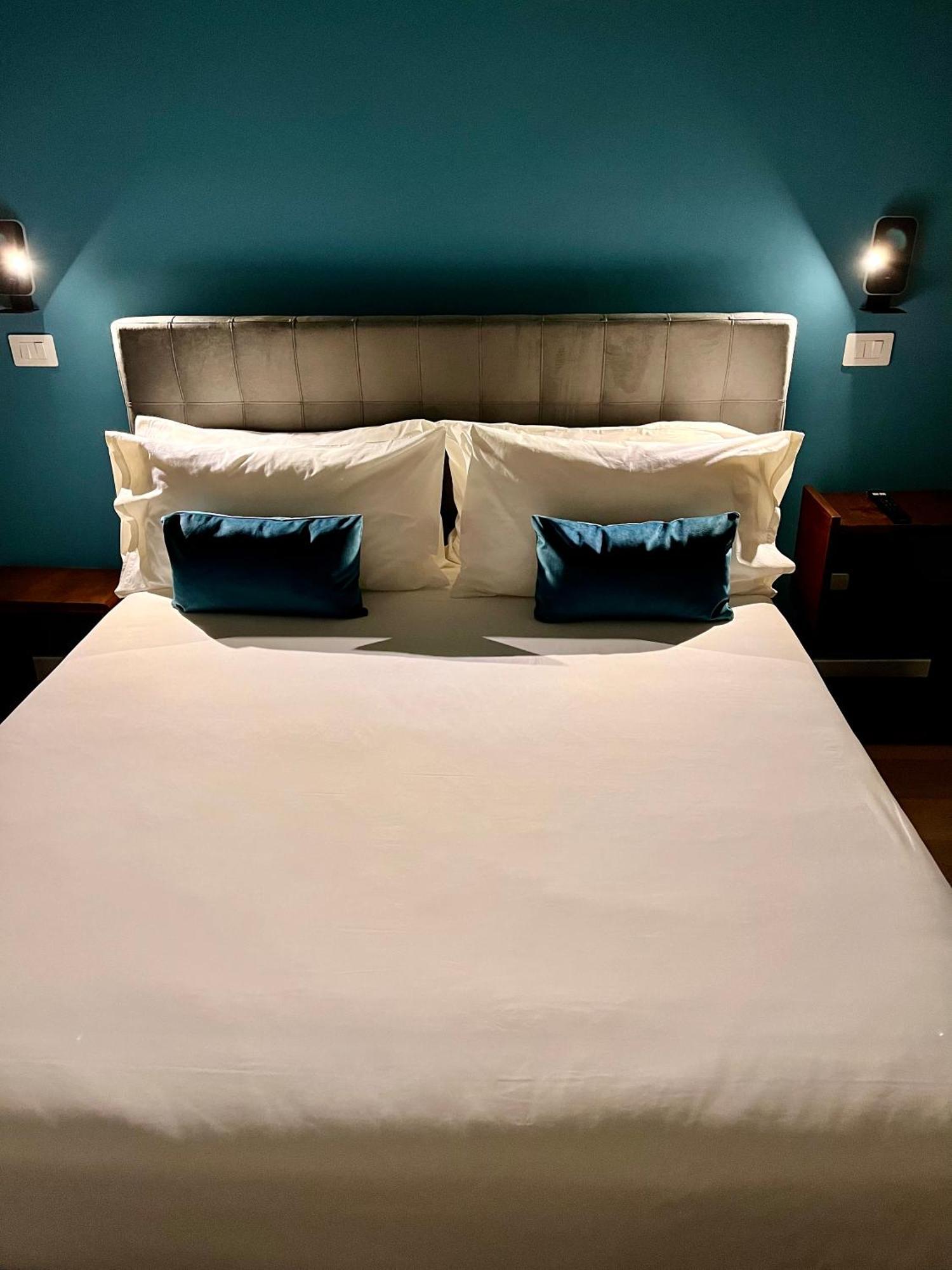 La Casa Di Nelly Boutique Apartment Napoli Экстерьер фото